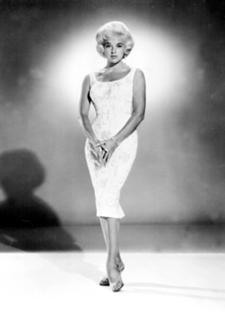 Diana Dors feet photo 2