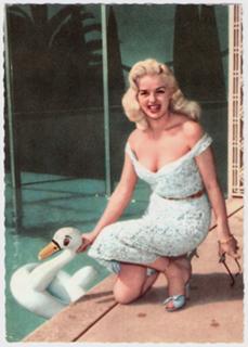 Diana Dors feet photo 11