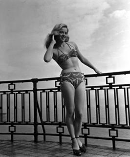 Diana Dors feet photo 7