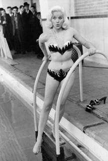 Diana Dors feet photo 3