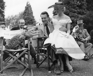 Diana Dors feet photo 5
