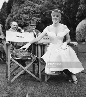 Diana Dors feet photo 4