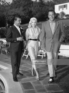 Diana Dors feet photo 3