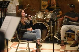 Diana Haddad feet photo 13