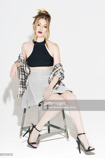Diana Hopper feet photo 9