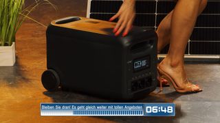 Diana Naborskaya feet photo thumbnail