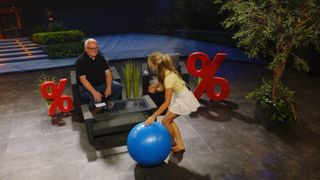 Diana Naborskaya feet photo thumbnail