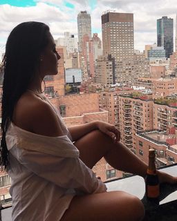 Diana Oliveira feet photo 11