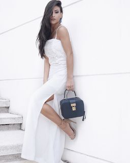 Diana Oliveira feet photo 8