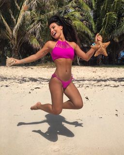 Diana Oliveira feet photo 8