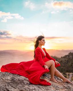 Diana Oliveira feet photo 7