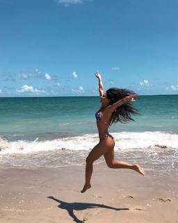Diana Oliveira feet photo 2
