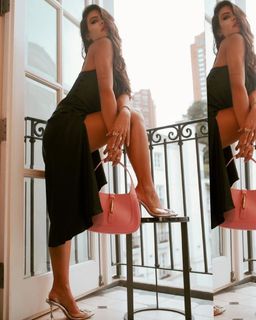 Diana Oliveira feet photo 14