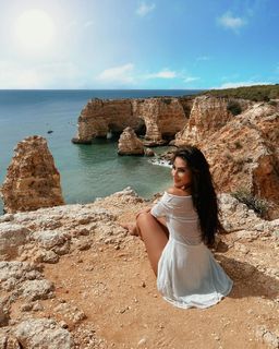 Diana Oliveira feet photo 8