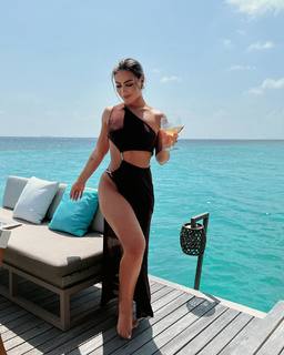 Diana Oliveira feet photo 19