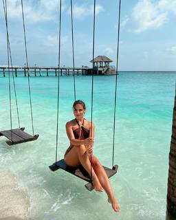 Diana Oliveira feet photo 18