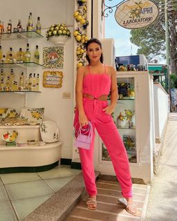 Diana Oliveira feet photo 8
