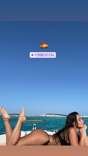 Diana Oliveira feet photo 18