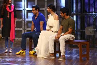 Diana Penty feet photo thumbnail