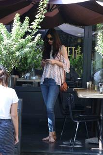 Diana Penty feet photo thumbnail