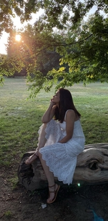 Diana Penty feet photo thumbnail