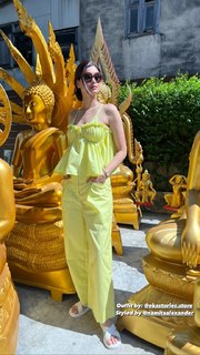 Diana Penty feet photo thumbnail