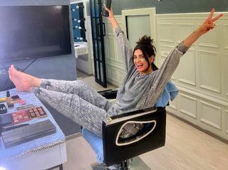 Diana Penty feet photo thumbnail