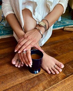 Diana Penty feet photo thumbnail