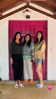 Diana Penty feet photo thumbnail