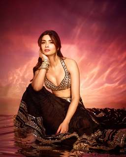 Diana Penty feet photo thumbnail