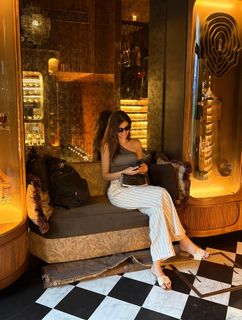 Diana Penty feet photo thumbnail