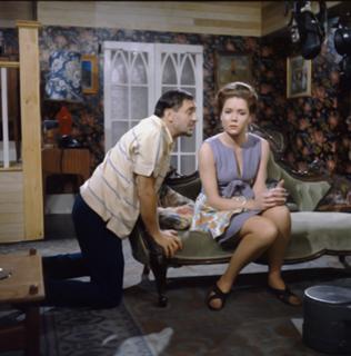 Diana Rigg feet photo thumbnail