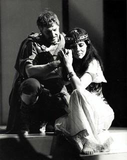 Diana Rigg feet photo thumbnail