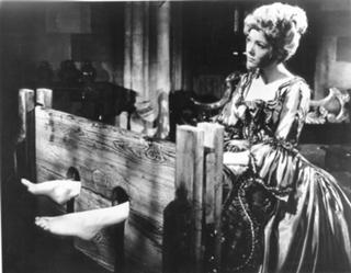 Diana Rigg feet photo thumbnail