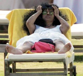 Diana Ross feet photo 3