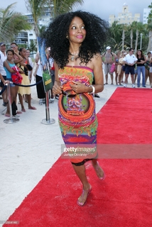 Diana Ross feet photo 6