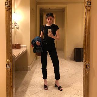Diana Silvers feet photo thumbnail