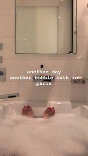 Diana Silvers feet photo thumbnail