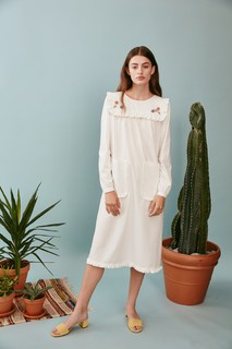 Diana Silvers feet photo thumbnail