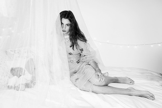 Diana Silvers feet photo thumbnail