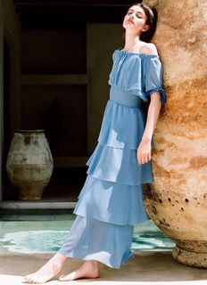 Diana Silvers feet photo thumbnail