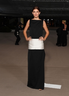 Diana Silvers feet photo thumbnail