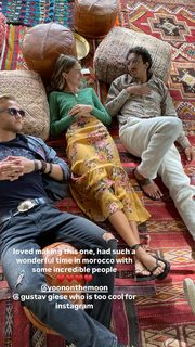 Diana Silvers feet photo thumbnail