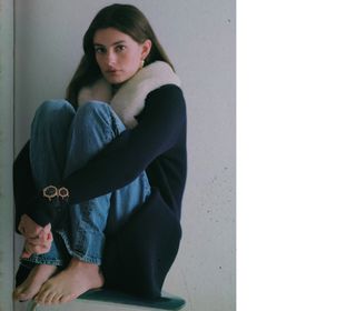 Diana Silvers feet photo thumbnail