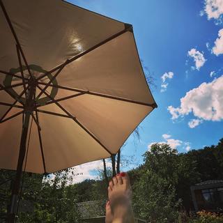 Diana Staehly feet photo thumbnail