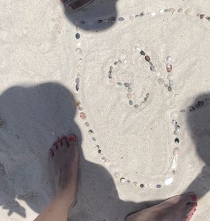 Diana Staehly feet photo thumbnail