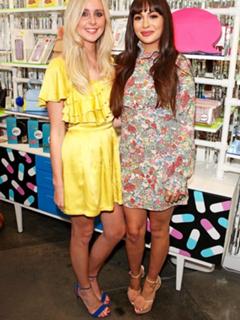 Diana Vickers feet photo thumbnail