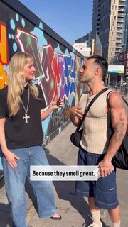 Diana Vickers feet photo thumbnail