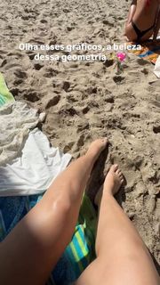 Diana Zambrozuski feet photo 12