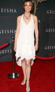 Diane Farr feet photo thumbnail